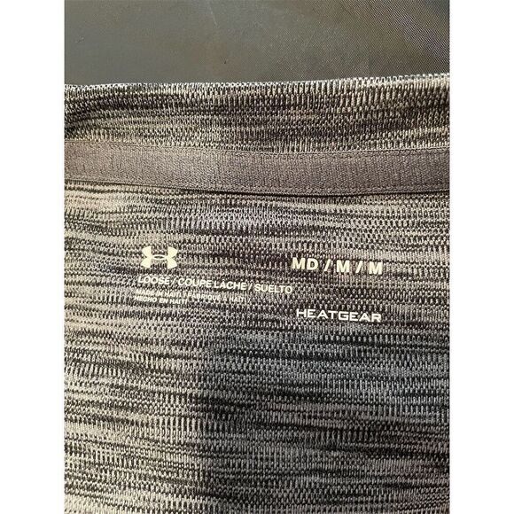 Under Armour Women's Gray V-Neck Short Sleeve T-Shirt Size M Casual - Picture 8 of 9